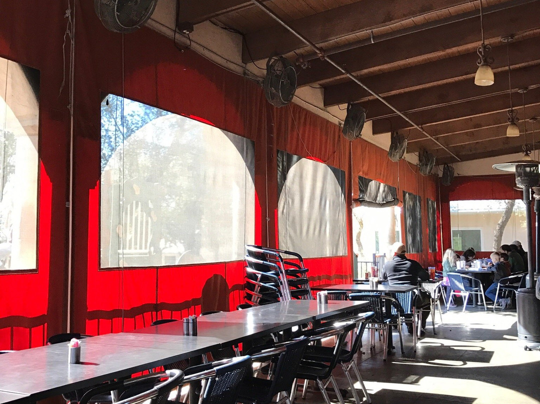 Driftwood餐馆和美食-Flores Mexican Restaurant