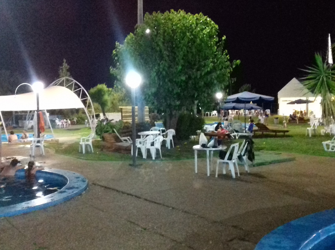 Parque Termal Agua Clara-Termas del Dayman必去景点