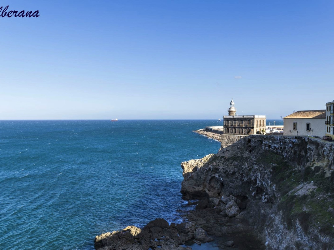 Faro de Melilla La Vieja景点图片