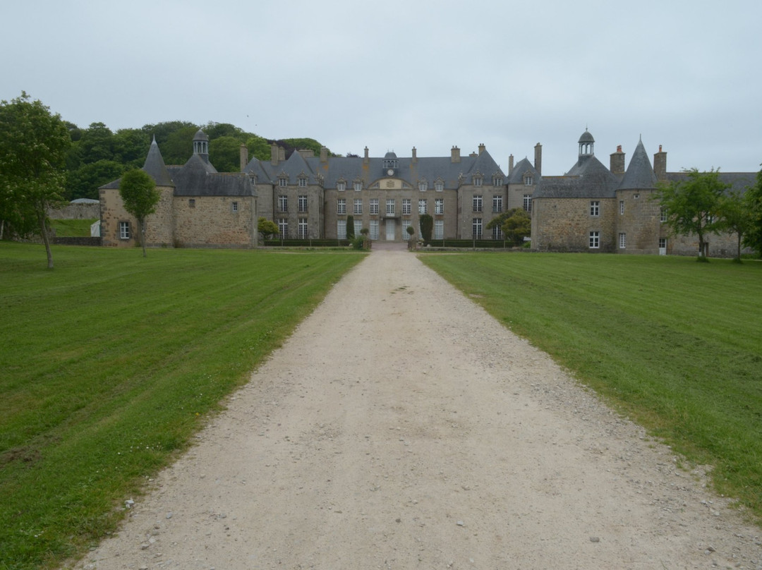 Château de Flamanville景点图片