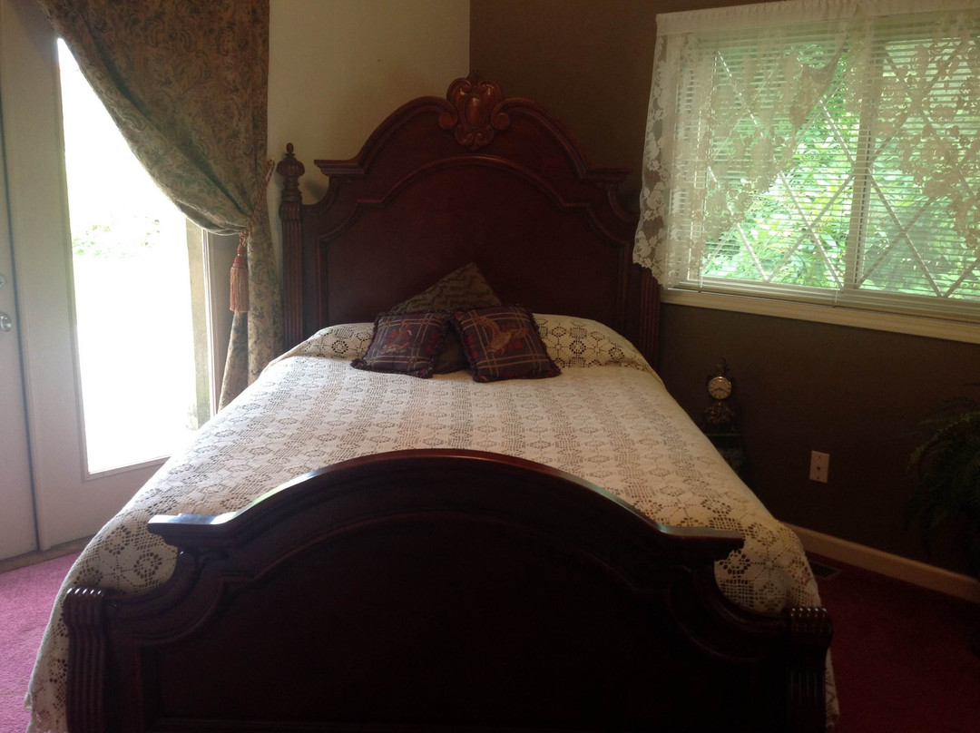 Mystic Mountain Farm B&B主图