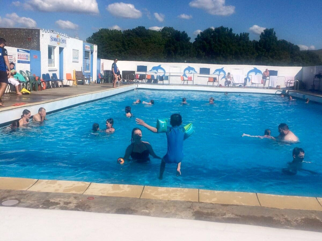 New Cumnock Community Open-Air Swimming Pool景点图片