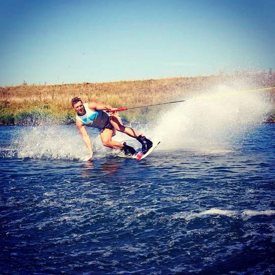 KAHAWAI Watersports-鲁尔蒙德必去景点