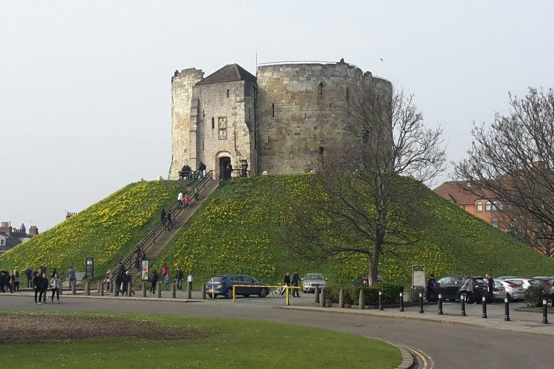 Footprints Tours York-约克必去景点