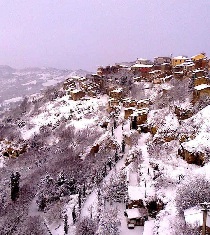 Trappeto-Montecalvo Irpino必去景点