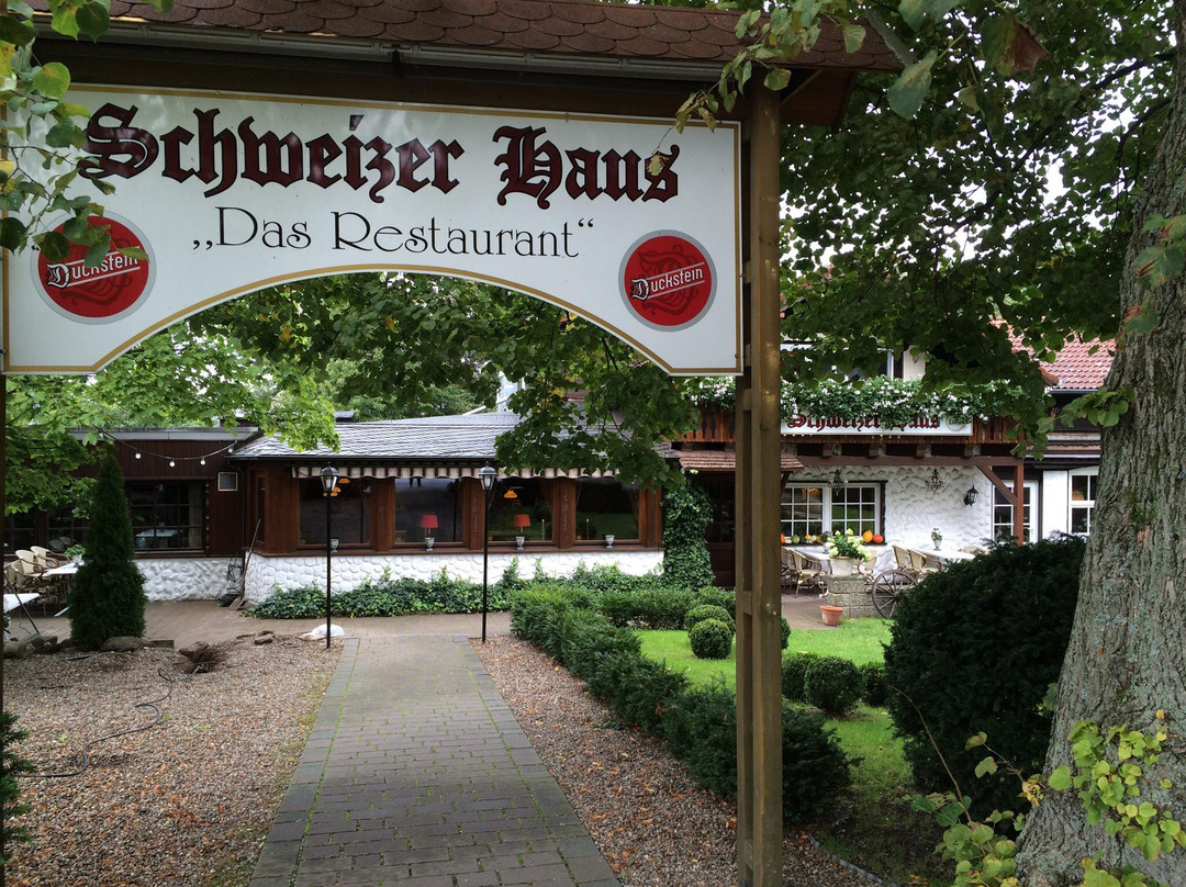 Lehre餐馆和美食-Schweizer Haus