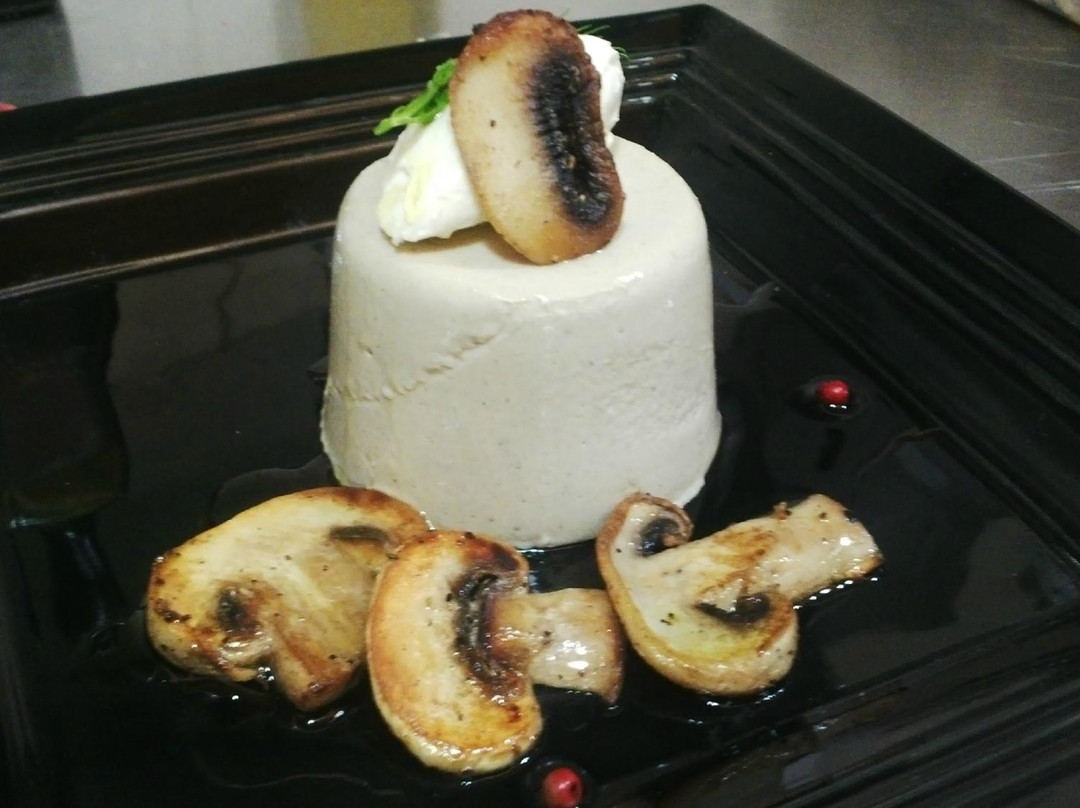 Cotoperi Hotel & Lounge主图