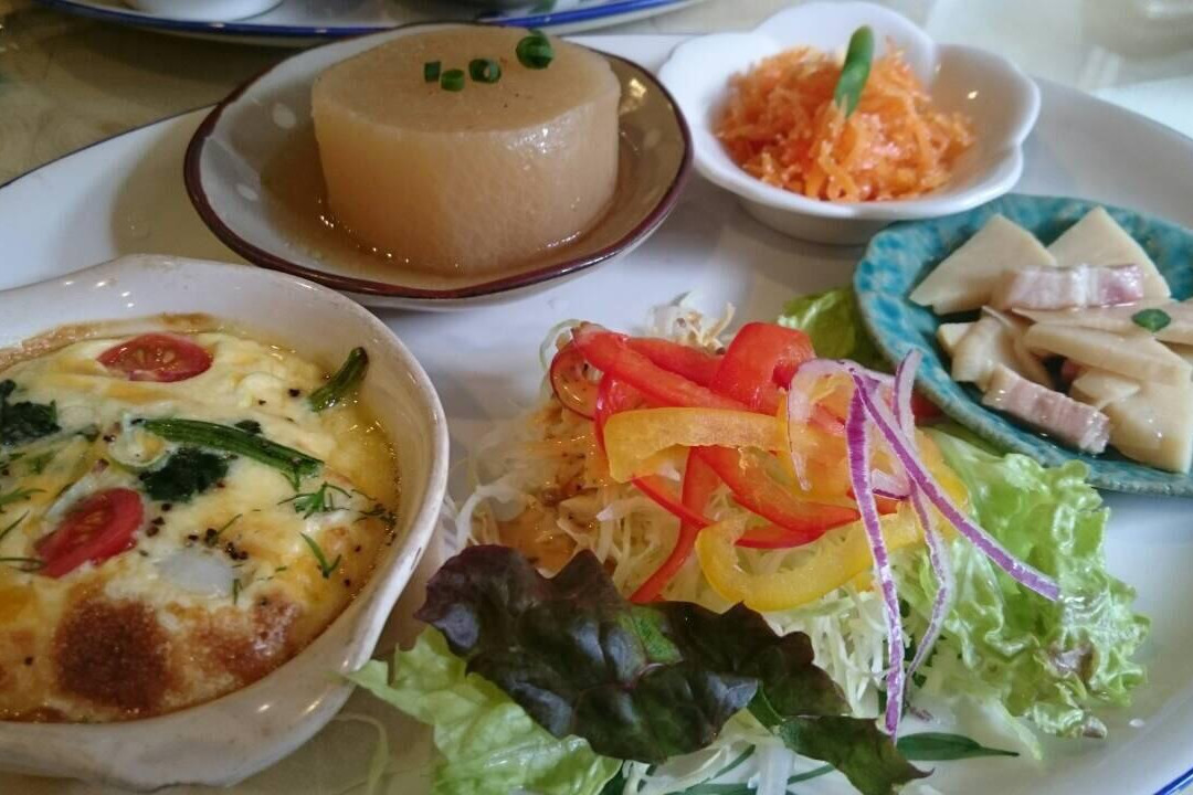 摄津市餐馆和美食-Mori Café