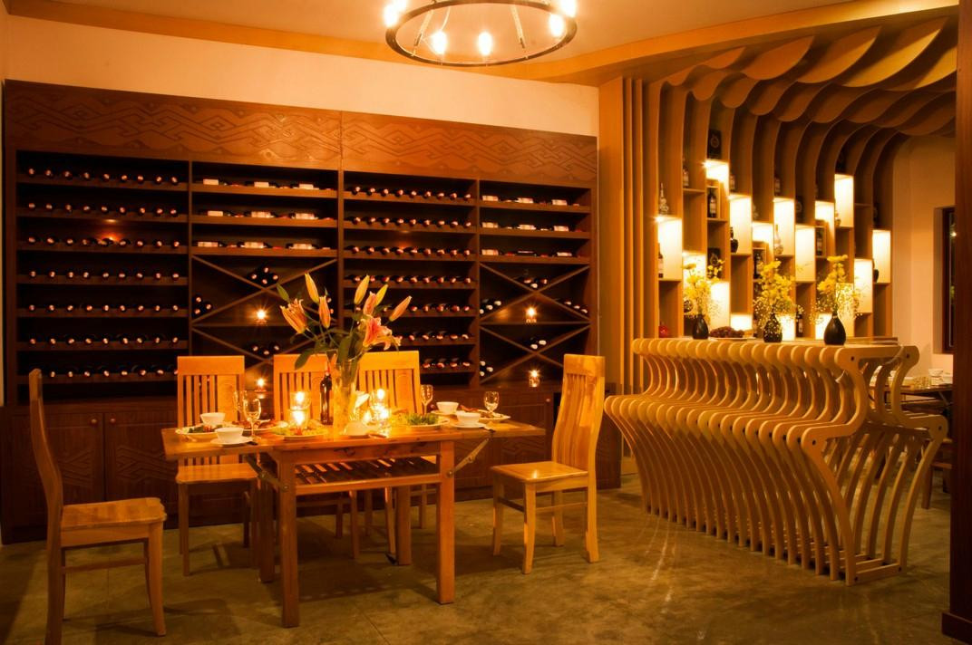 Krong Bong餐馆和美食-Ham Ruou Ban Me (Ban Me Cellars)