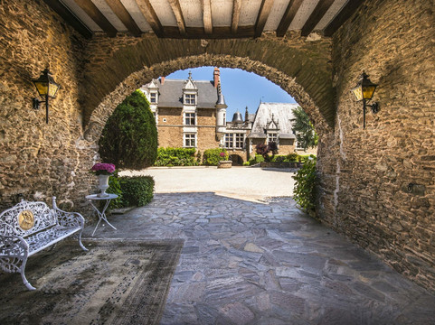 Saint-Sauveur-de-Landemont旅游攻略图片