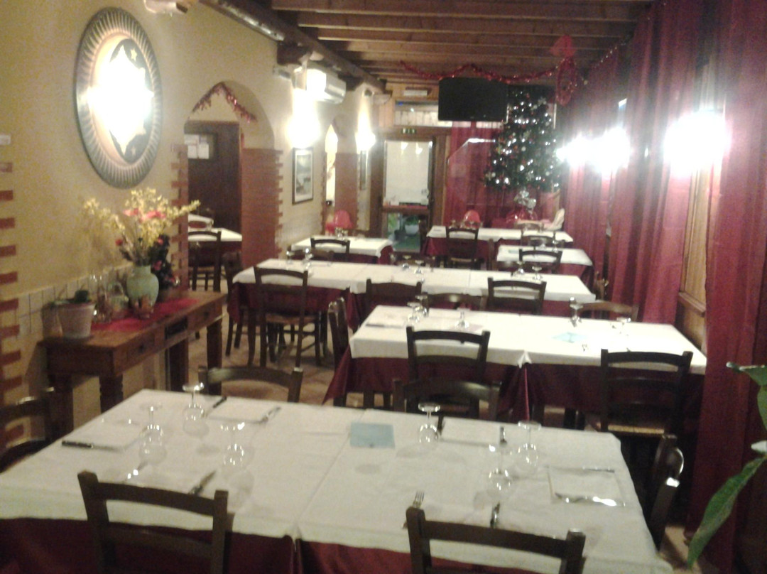 蒙特西尔瓦诺餐馆和美食-Abruzzorante
