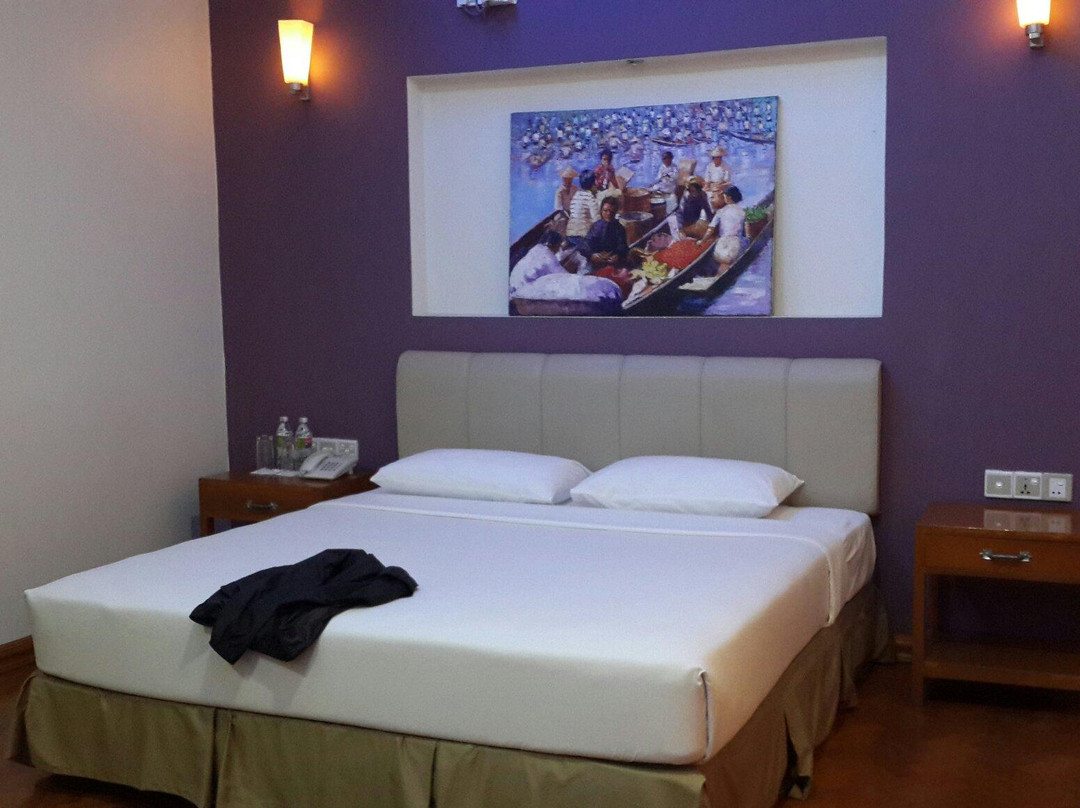 Myat Nan Yone Hotel主图