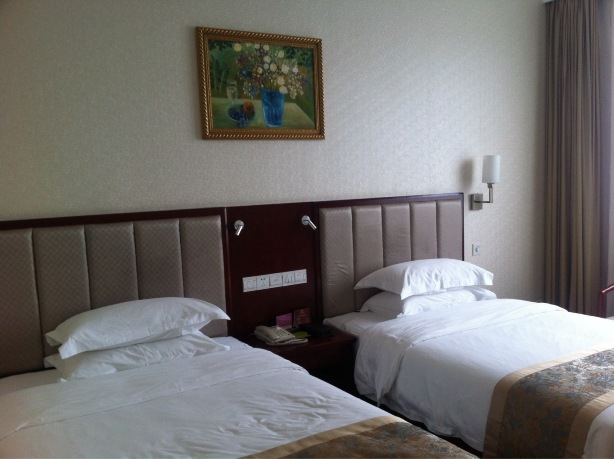 南宁邕州饭店（火车站朝阳广场店）-客卧