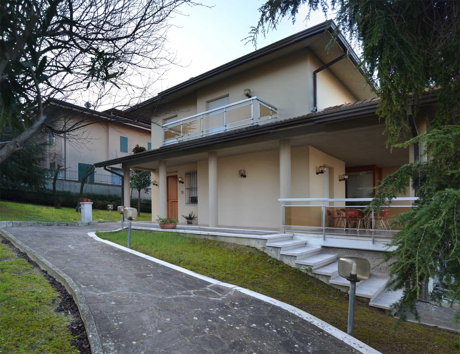 Bed and Breakfast Gli ulivi-官方
