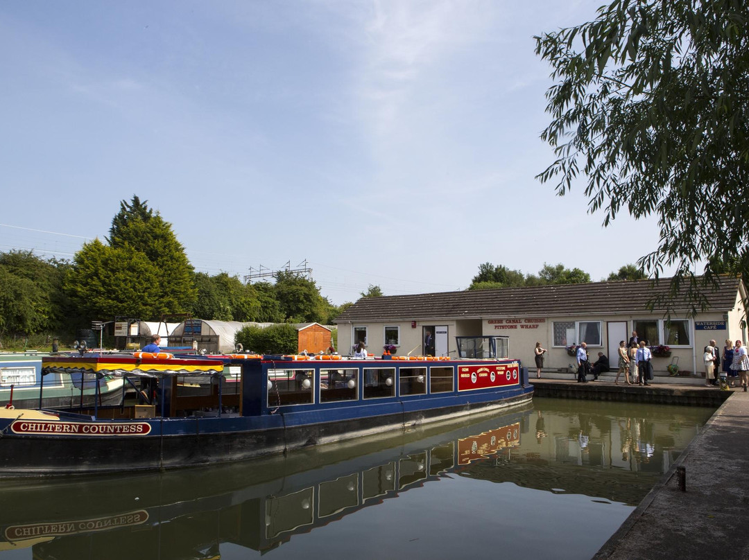 Grebe Canal Cruises景点图片