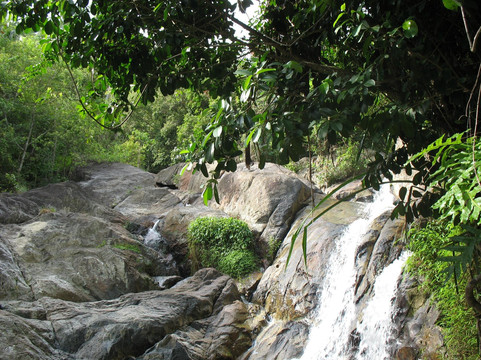 南门瀑布-苏梅岛必去景点