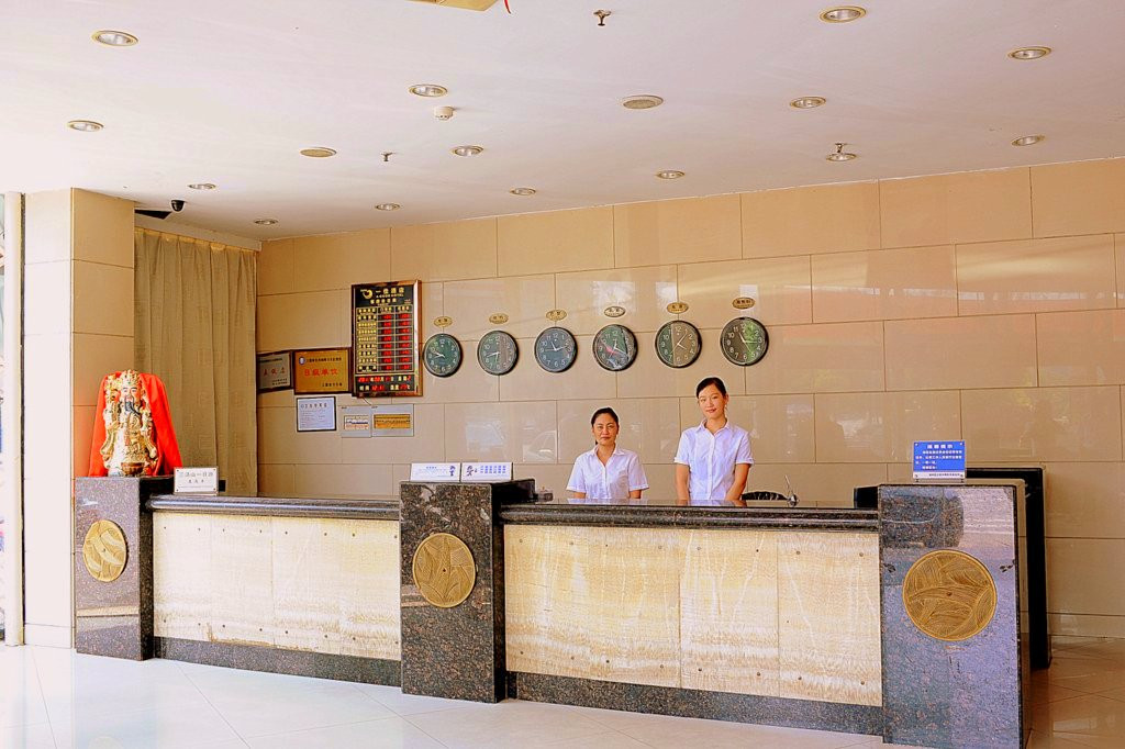 上饶一佳酒店月兔春分店主图