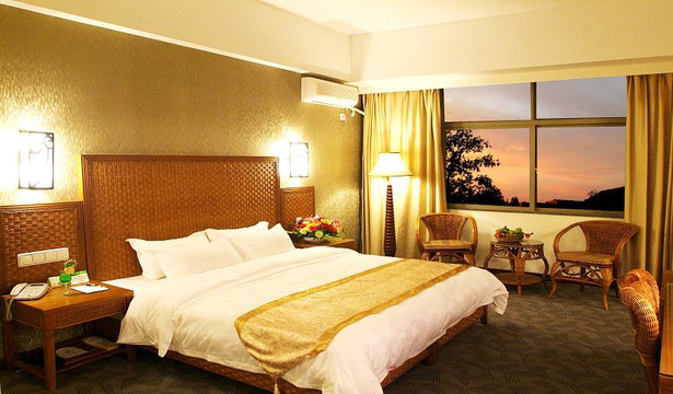 琼海昌隆酒店（银海杂粮街店）主图