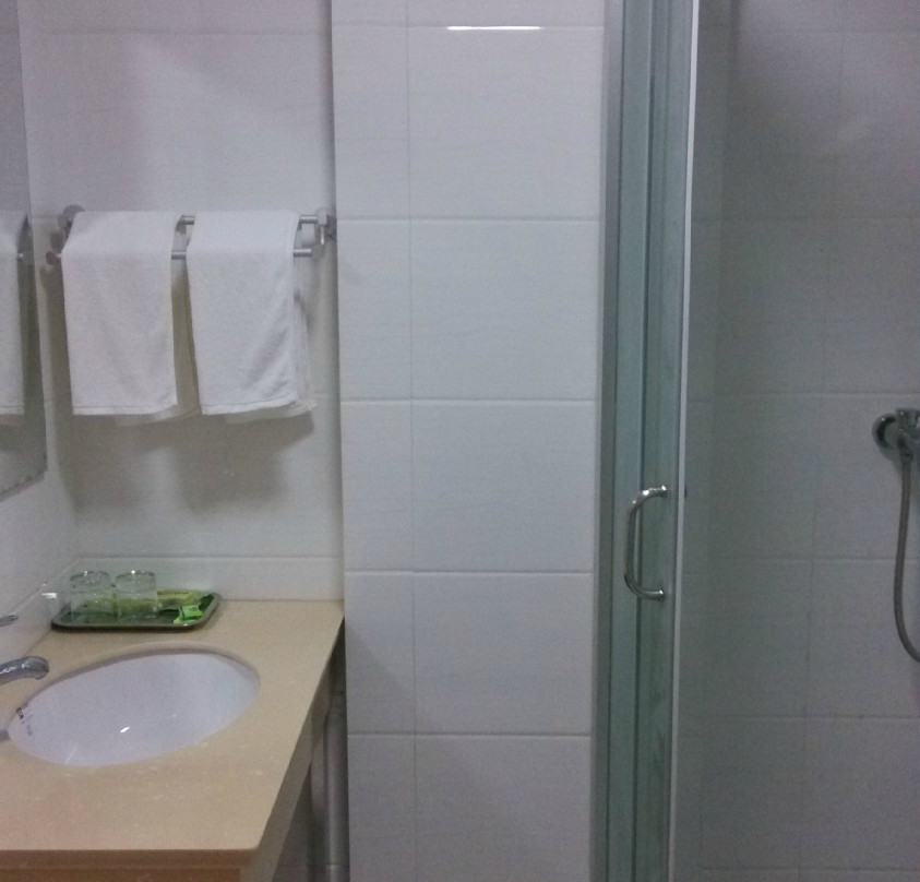 近水楼台宾馆主图