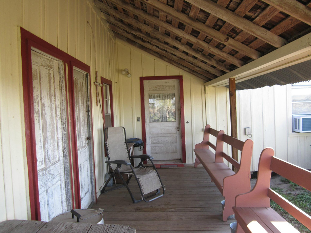 Shiner Hillside Guesthouse主图