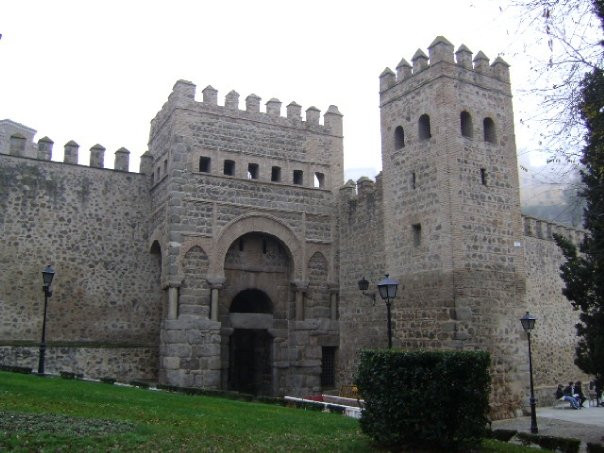 Puerta de Alfonso VI景点图片