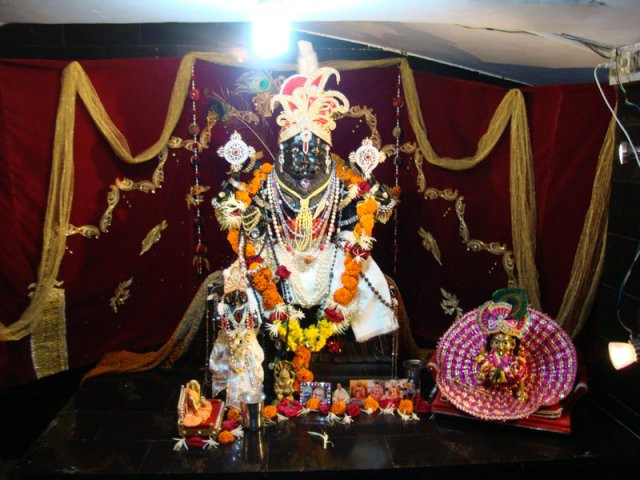 ISKCON Rajkot, Sri Sri Radha Neelmadhav Dham景点图片