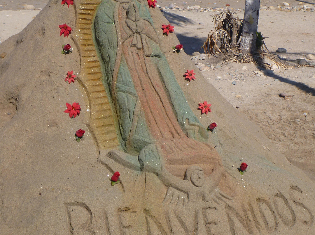 港海滨长廊（防波堤大道）-瓦拉塔港必去景点