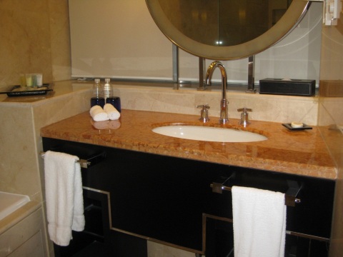 艾格美酒店式公寓-浴室