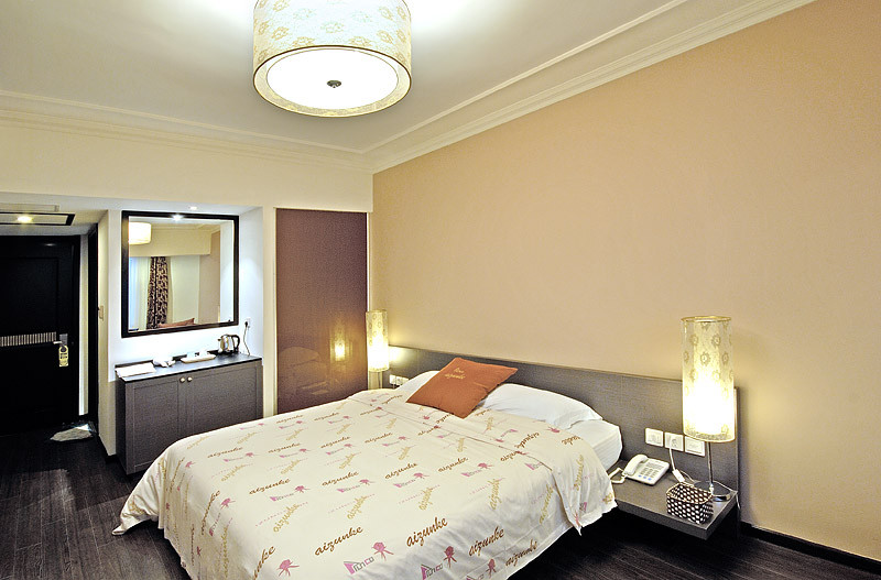 爱尊客酒店青岛台湾路店主图