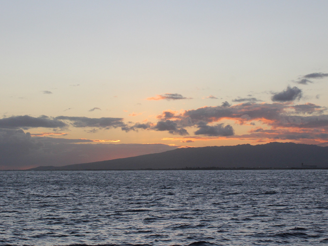 夏威夷爱之船夕阳夜宴游-火奴鲁鲁必去景点