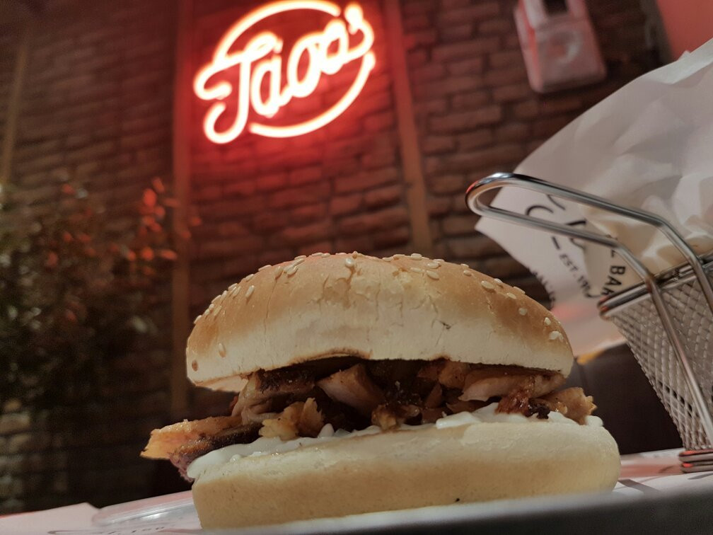 兹拉马餐馆和美食-Tasos Grill Bar