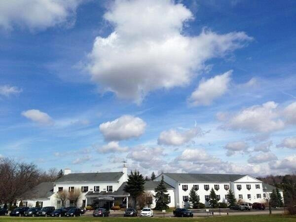 Hiram酒店住宿-Aurora Inn Hotel & Event Center