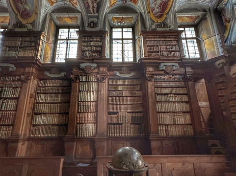 Seminary Palace and Library-卢布尔雅那必去景点
