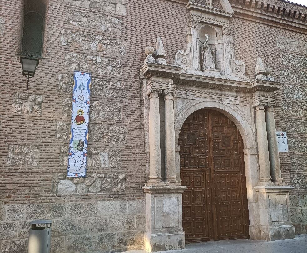 Church of Santiago景点图片