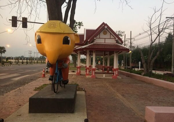 泰王国国王纪念广场-Nong Kae必去景点