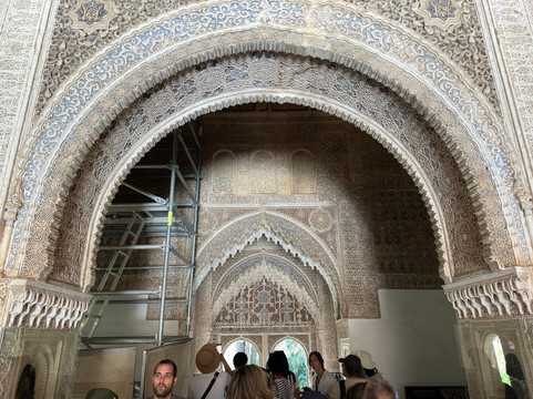 Tour privado Alhambra evite colas (incluido Ticket de palacios nazaries y Generalife)-格拉纳达必去景点