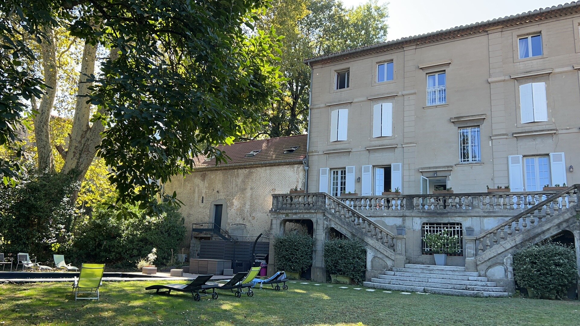 Les Jardins de Mazamet-泳池