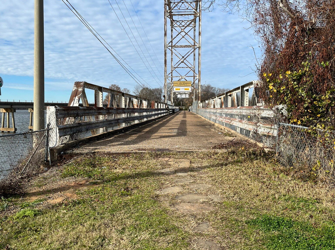 Historic Caddo Lake Drawbridge-Mooringsport必去景点