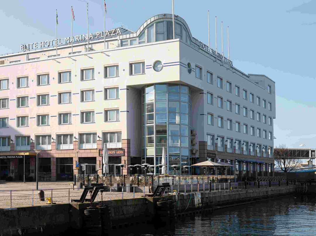 滨海广场精英酒店主图