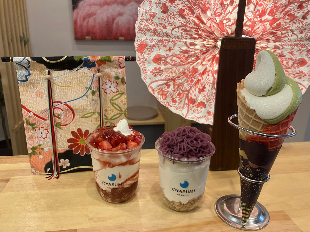 OYASUMI ICE & HOTEL