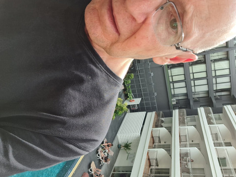 萨拜翼酒店主图