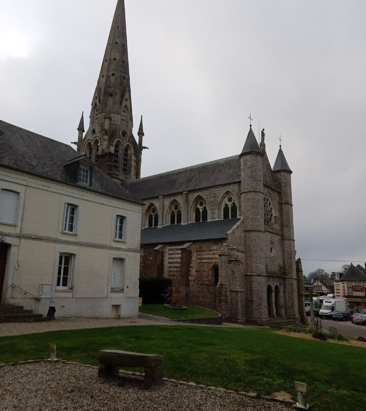 Collegiale Notre-Dame d'Auffay景点图片