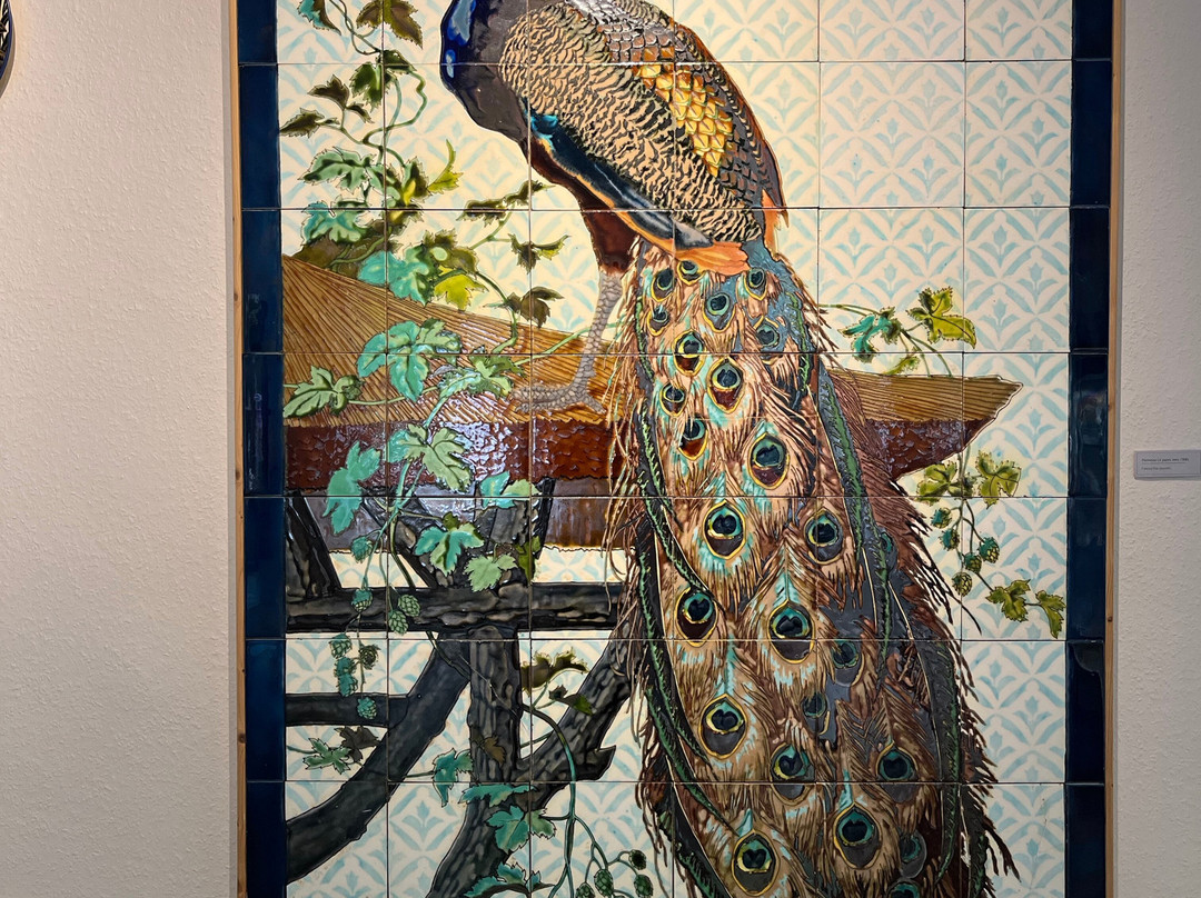Musee de la Faience-萨尔格米纳必去景点