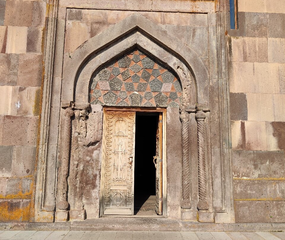 Harichavank Monastery景点图片