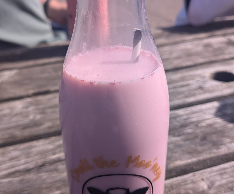 The Moody Cow