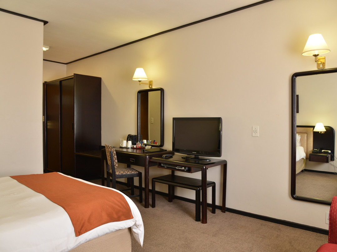 Cumberland Hotel Worcester主图