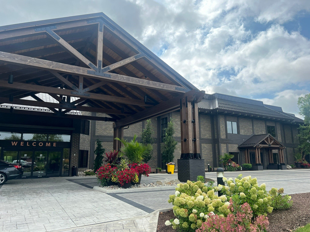 锯木厂溪度假村主图