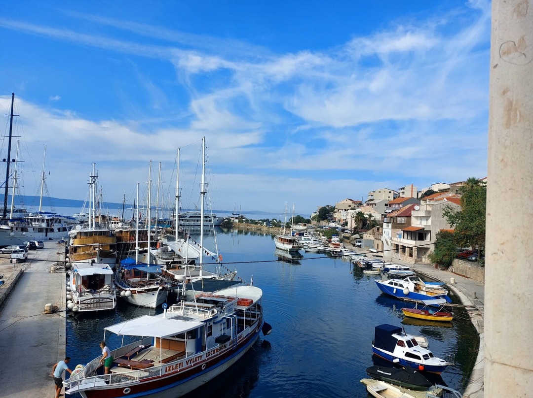 佩希恩科瑞洛酒店主图