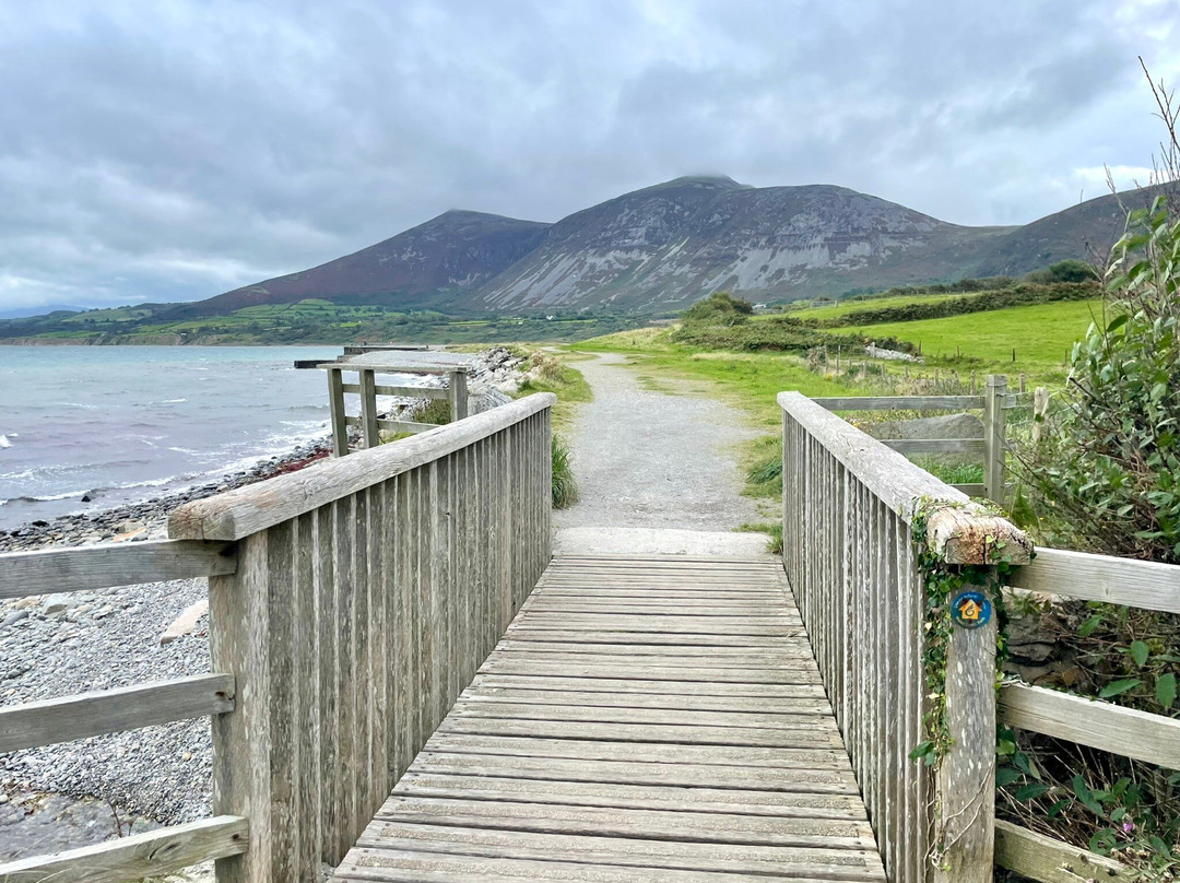 Llyn Coastal Path景点图片