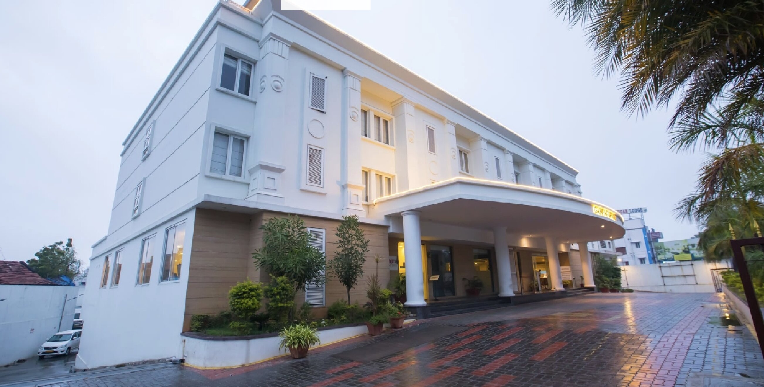 Hotel Saran Palani-浴室